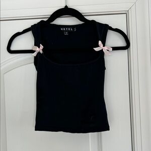 Motel Rocks Black Women's Scoop Neck Too with Pink Accent Bows